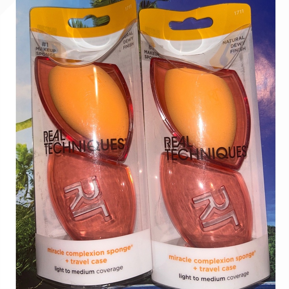 Real Techniques Miracle Complexion Sponge and Travel Case 2 Pack Orange 1711 NEW
